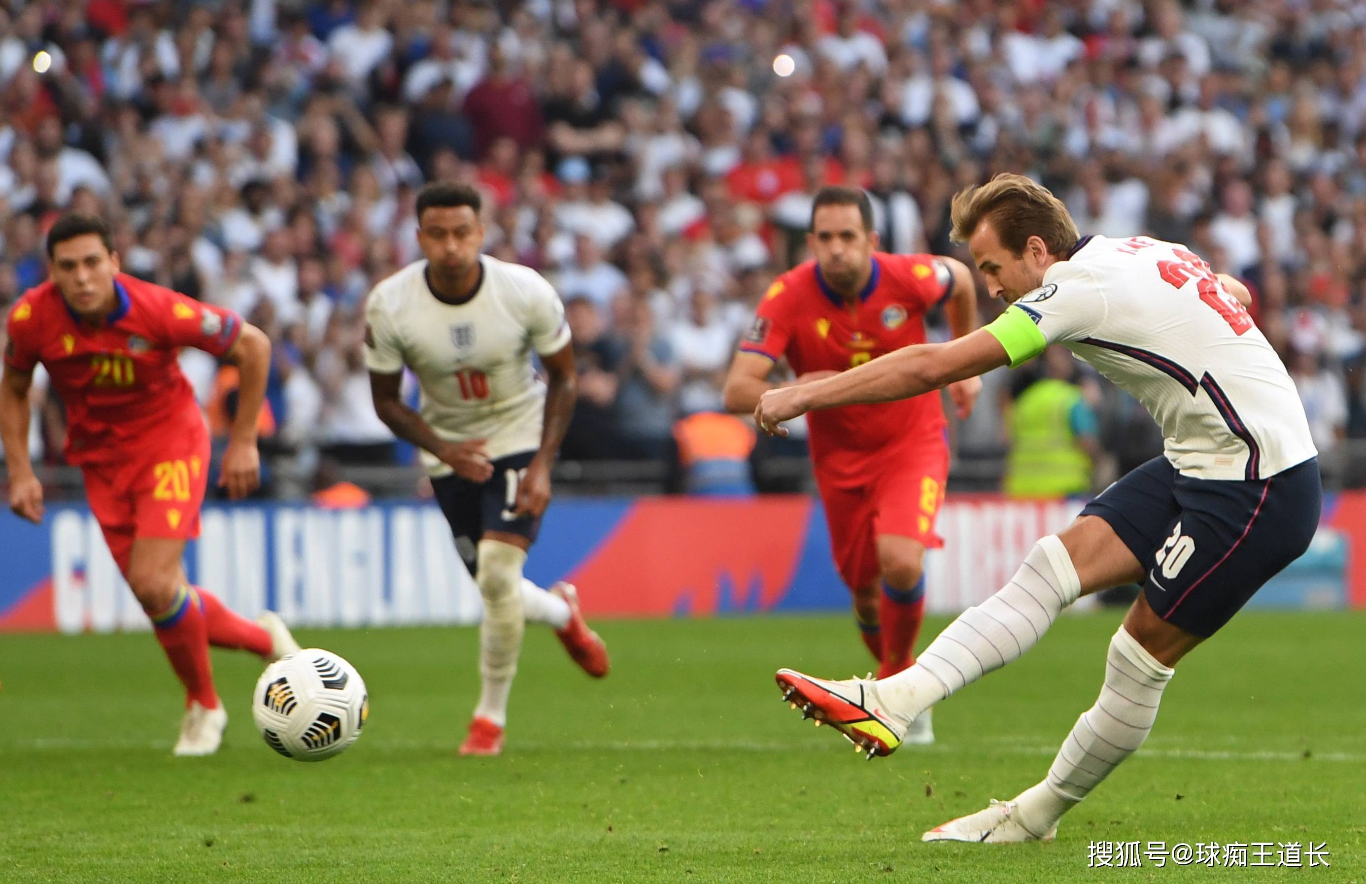 称赞她的善 称赞她的善